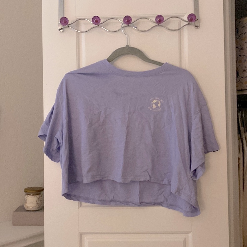 Purple Love Your Earth cropped tee!🌎💕